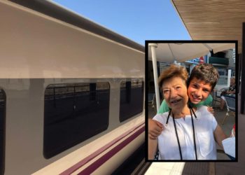 montaje-queja-renfe-tren