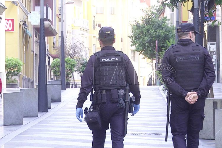 policia-nacional-calle-real