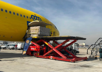 Avión Correos Cargo-Ayuda a Ucrania
