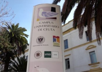 acto-campus-ceuta-apoyo-ucrania-005