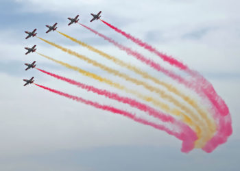 bandera-colores-cielo