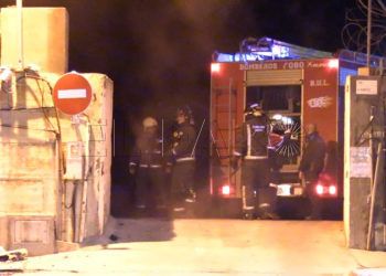bomberos-incendio-alfau-policia-portuaria-001
