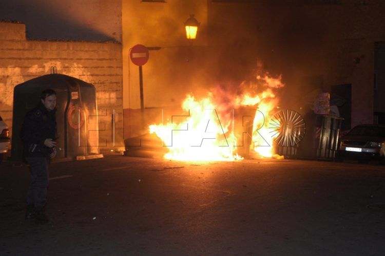 contenedores quemados