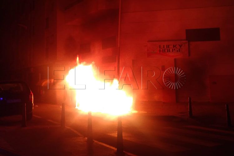 incendio contenedor real 99