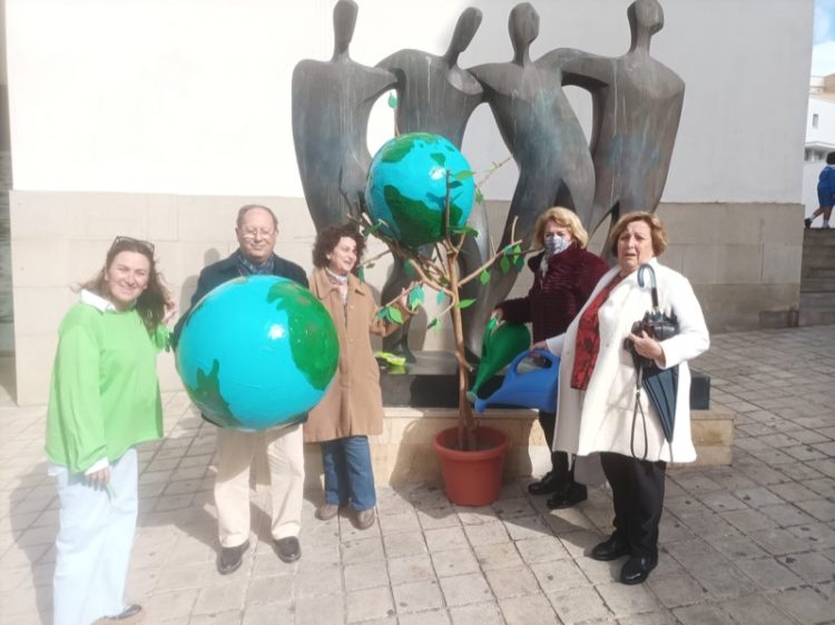 mena-esperanza-globos-dia-mundial-tierra-012