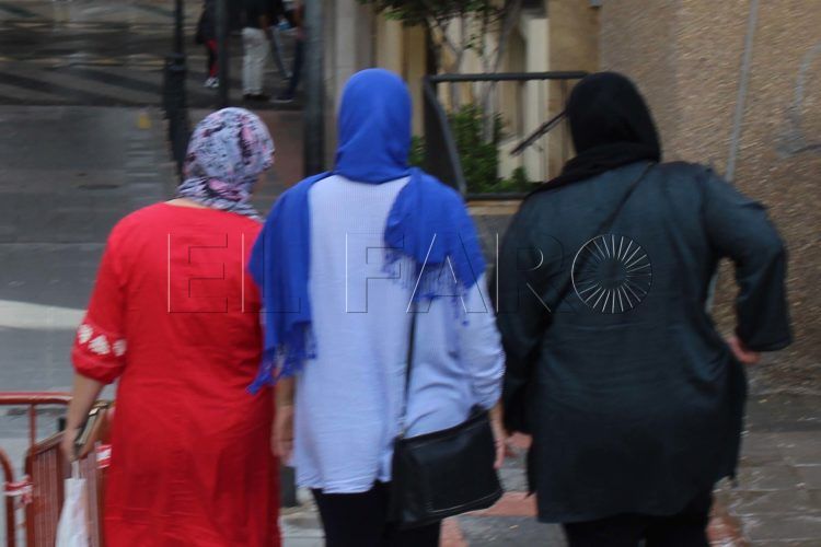 mujer-musulmana-espaldas