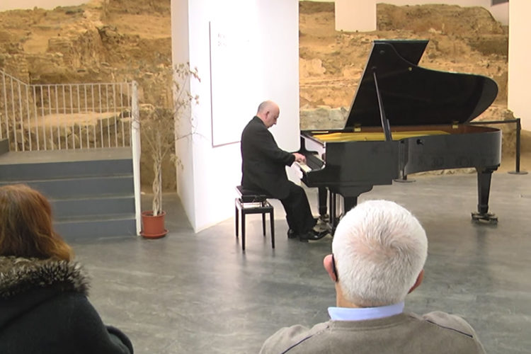 pianista-munoz-canibano-mundos-sonoros