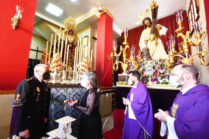 policia-nacional-baston-mando-amargura-001