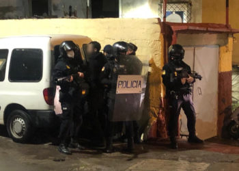 policia-nacional-detenidos-principe-3