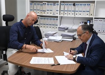 alberto-gaitan-convenio-asociacion-alcazaba-001