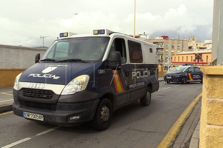 coche-policia-nacional-jefatura