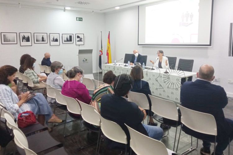 conferencia-biblioteca-marco-legal-transfronterizos-001