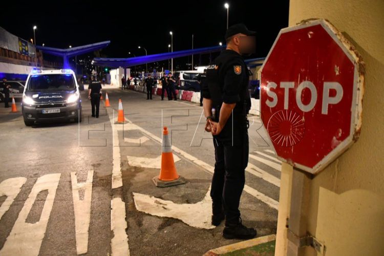 policia-nacional-interior-frontera-tarajal-05