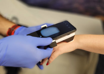 Quirónsalud Campo de Gibraltar alerta sobre la importancia en la identificación y la prevención del cáncer de piel