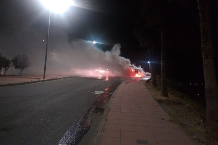 coches-incendio-fuerte