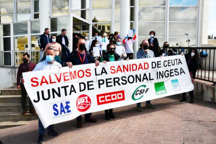 concentracion-sanitarios-centro-salud-recinto-011