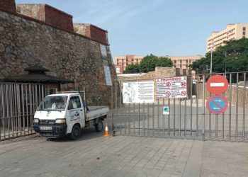 murallas-reales-prohibido-animales-juguetes