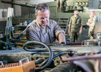 vehiculos-militares-reparacion (2)