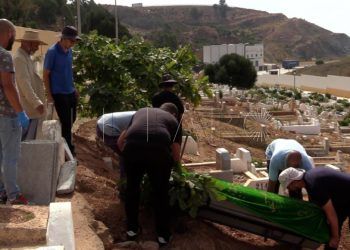 Entierro inmigrante8