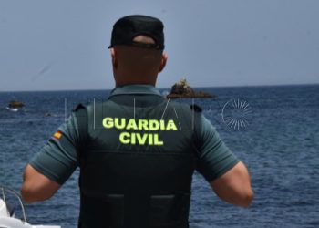guardia-civil-espalda