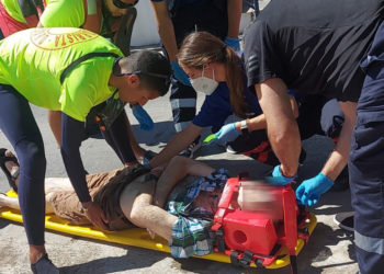 hombre-foso-emergencias-ambulancia (4)