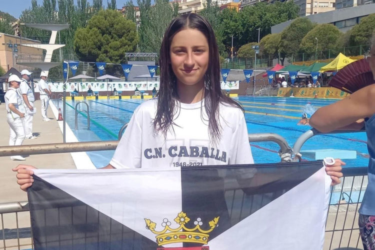 lara-gallardo-natacion