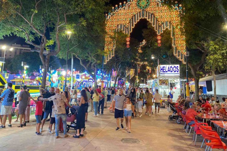 personas-movilidad-reducida-exigen-plazas-aparcar-feria