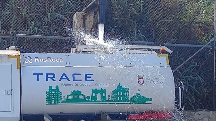 despilfarro-agua-trace-003