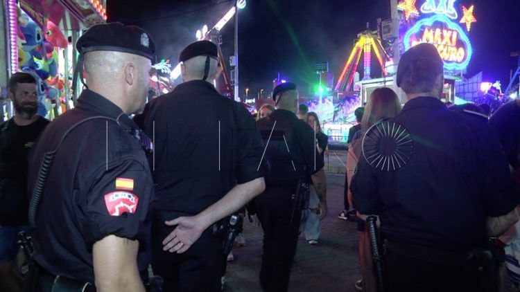 trabajo-diario-agentes-uir-recinto-ferial-015