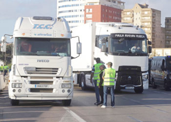 camioneros-algeciras-001
