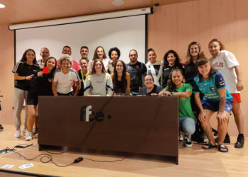 camoens-femenino-encuentro-arbitras