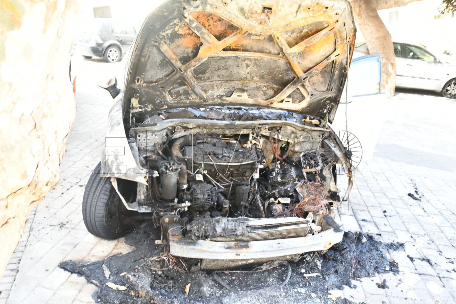 coche quemado juan carlos I (3)