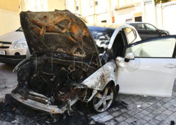 coche quemado juan carlos I (5)