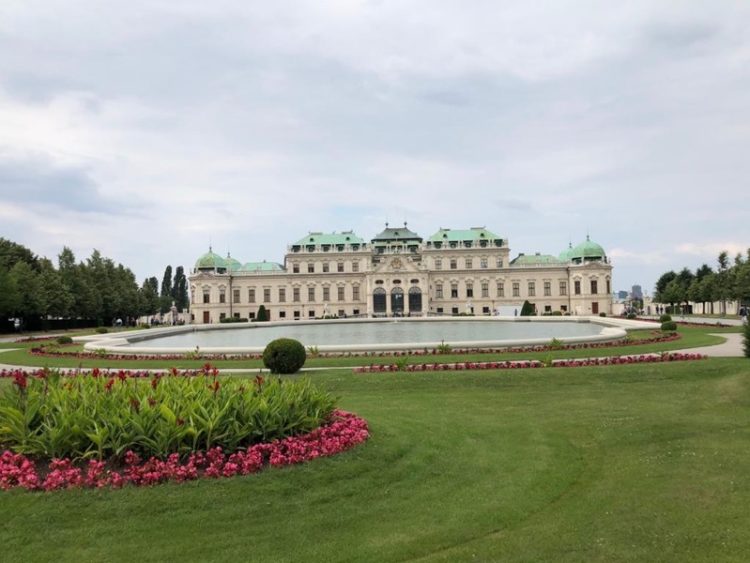 palacio-belvedere-001