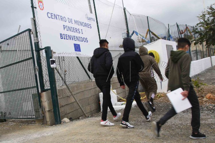 piniers-menores-no-acompañados