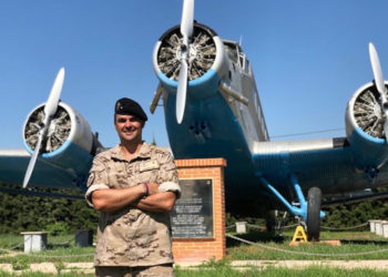 raul-gonzalez-reservista-paracaidismo-papea-007