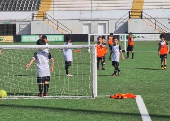 rffce-amplia-plazas-escuelas-chupetines-futbol