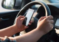 telefono-movil-conduciendo-coche