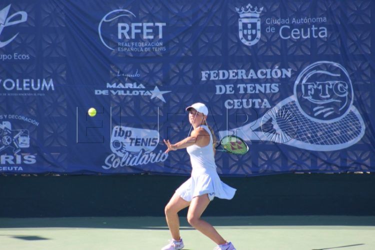 tenis-individual-torneo-internacional-femenino-015