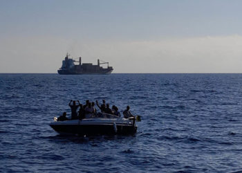 viaje-patera-gata-crias-rescate-inmigrantes-Salvamento-Marítimo