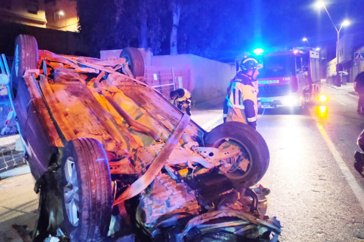 bomberos-accidente-rosales-002