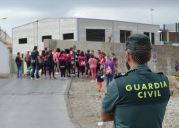 guardia-civil-recogida-residuos-san-amaro-004