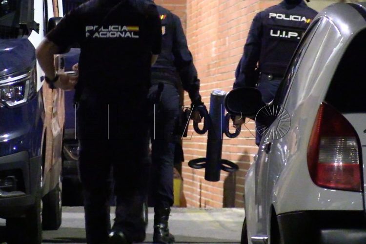 policia-muerto-detenido-principe (19)