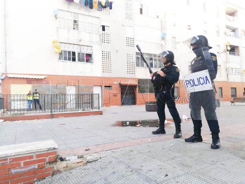policia-nacional-muerte-garaje-poblado-legionario-002