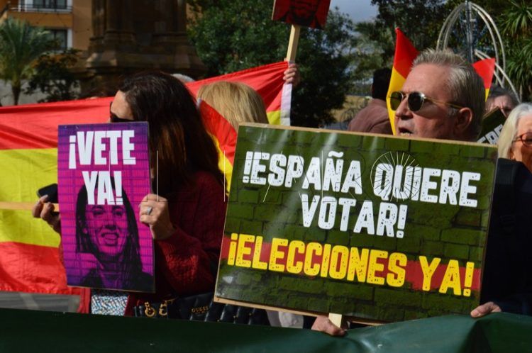 concentracion-vox-elecciones-plaza-africa-002