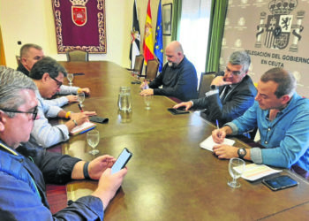 reunion-delegacion-caida-112-002