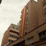 bandera-espana-edificio-real-90-010