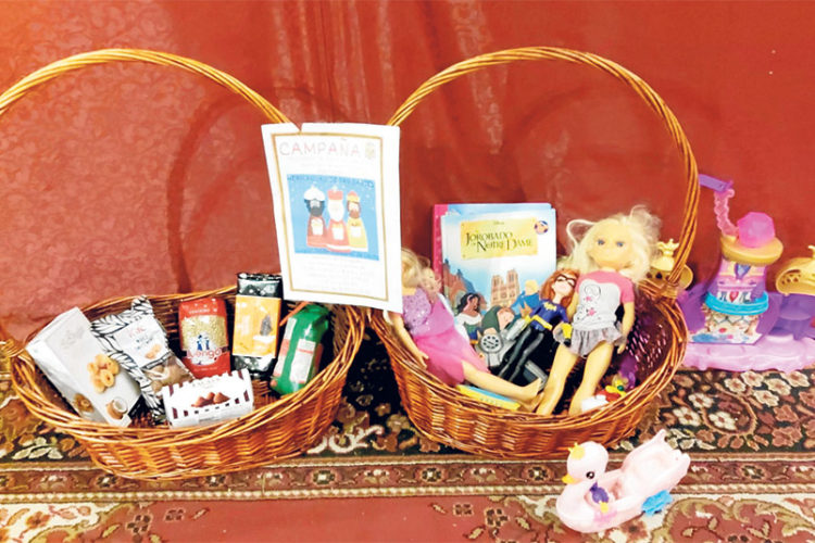 hermandad-san-daniel-juguetes-alimentos-2