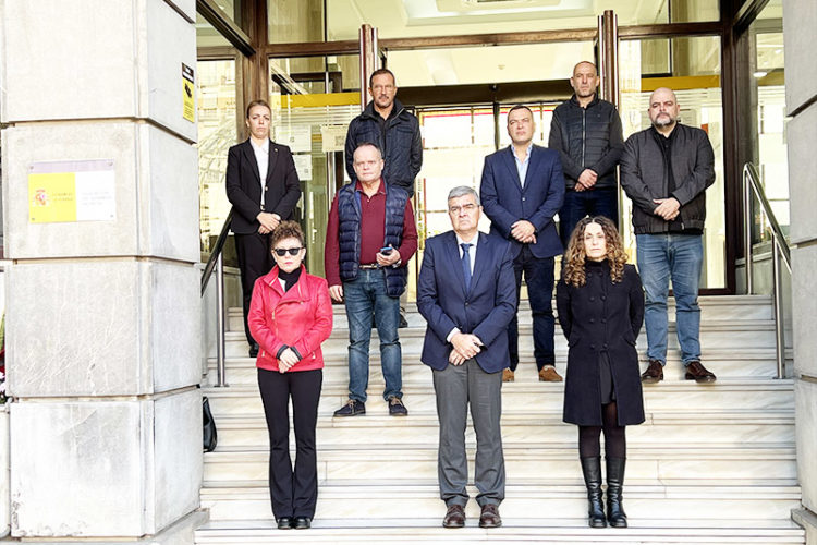 minuto-silencio-delegacion