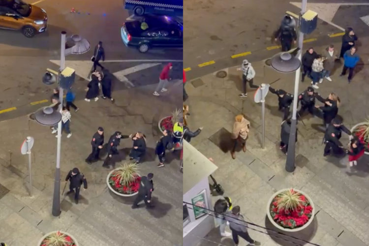 policia-local-mujeres-plaza-constitucion